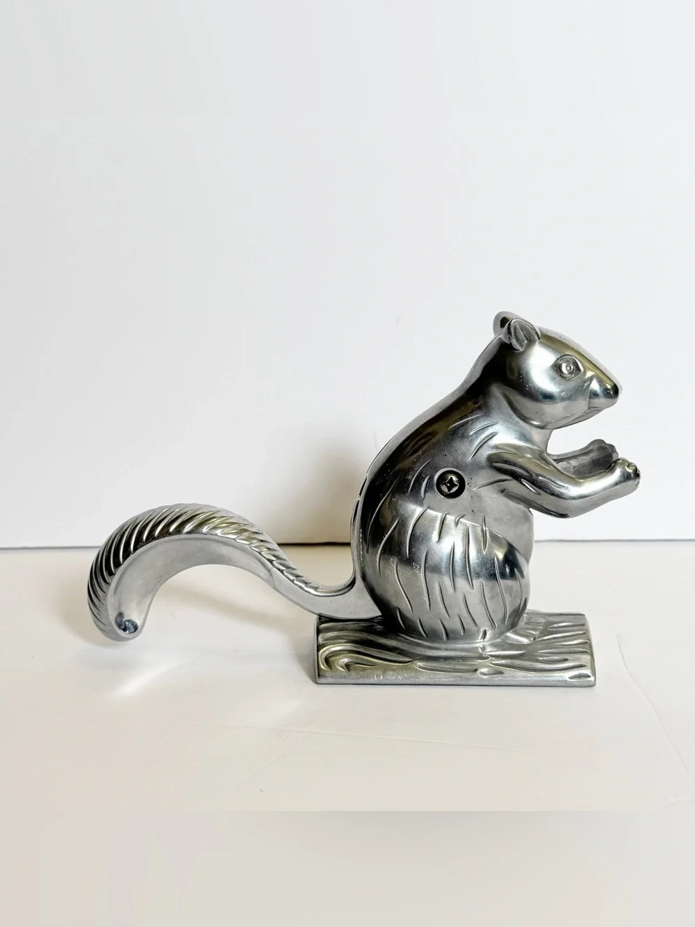 Vintage Davy Crackit Squirrel Mechanical Nutcracker Cast Aluminum